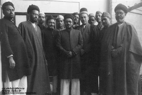 File:Hawza students of Najaf, Iraq - 1940s.jpg - Wikimedia Commons