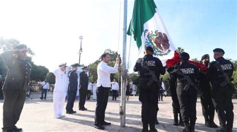 Familias Yucatecas Disfrutan Colorido Desfile C Vico Deportivo Con