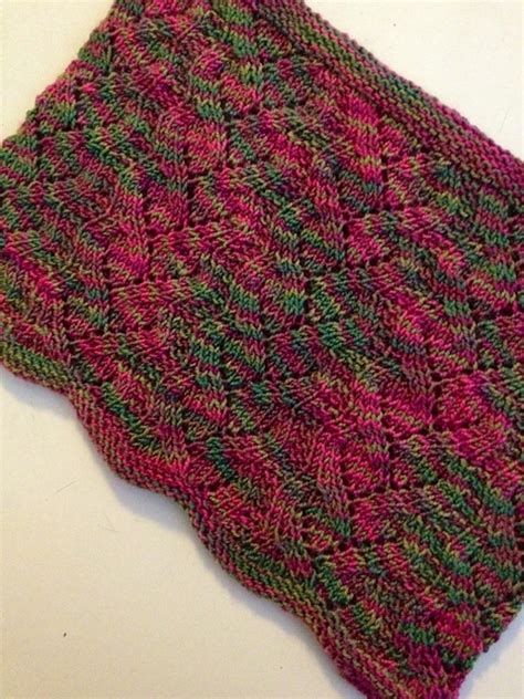 Ravelry Rose Vine Cowl Pattern By Penny Zukoski