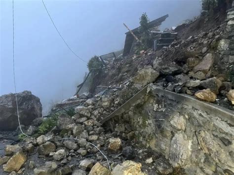 La Frana In Via Vigne A Piancogno Giornale Di Brescia