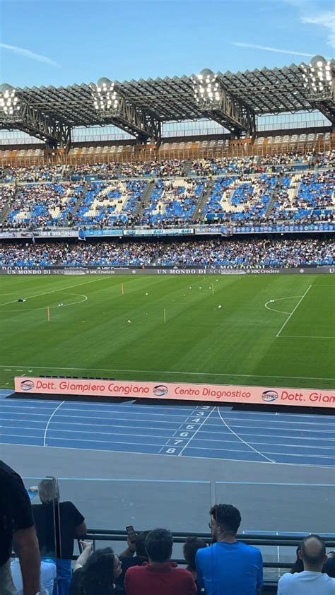 Pin Di Vincenzo Bruno Su Salvataggi Rapidi Napoli Calcio Viaggio