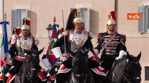 Giornata Dell Unit Nazionale Mattarella Assiste Al Cambio Della