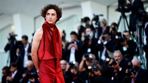 Mostra Del Cinema Di Venezia Timoth E Chalamet Star Del Red Carpet