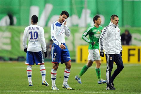 Foot Ol Cl Ment Grenier Explique Ses Larmes D Asse Ol Olympique