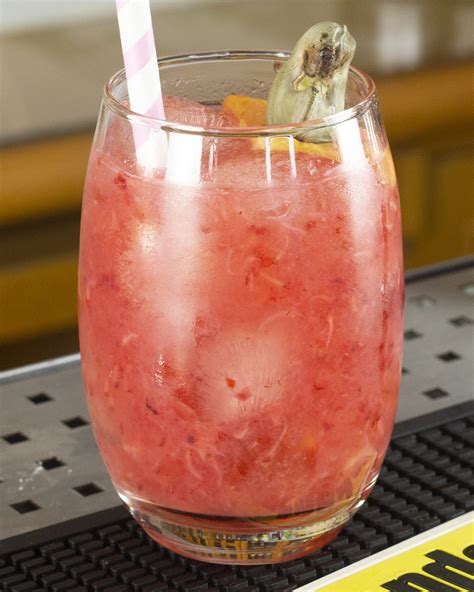 Caipiroska de Caju e Morango INCRÍVEL E SABOROSA CAIPIROSKA