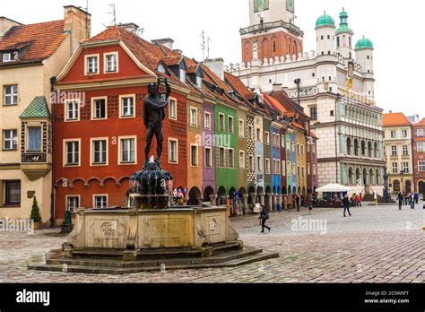 Poznan Old Market Square Hi Res Stock Photography And Images Alamy