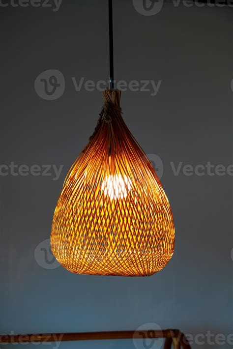 beautiful hanging light bulb lamp 15187841 Stock Photo at Vecteezy