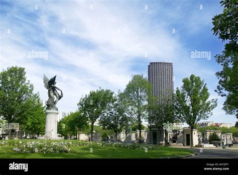 Montparnasse Cemetery Paris France Stock Photo Alamy