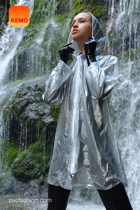 Unisex Pvc Regenjacke In Transparent Silber Von Kemo Cyberfashion De