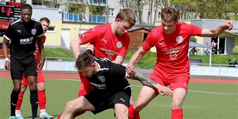 Hombrucher Sv Muss Im Derby Gewinnen Aber Coach Enke Sieht Den Gegner