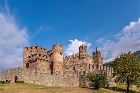 I castelli più belli della Valle d Aosta ecco quali sono