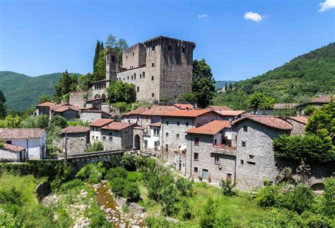 La Lunigiana E Le Grotte Di Equi Terme Italia Genovarent Gite Di Un