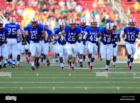 Smu mustangs football 2015 hi-res stock photography and images - Alamy