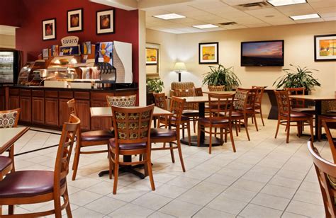 Holiday Inn Express Hotel & Suites Knoxville-North (Powell, TN ...