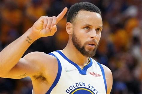 Stephen Curry den Curryverse Başvurusu