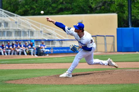 Shuckers End First Half On High Note Behind Dominant Outing From Shane