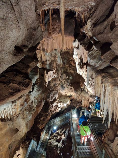 Grotta Di Su Mannau Sardinien Mal Hier Mal Da