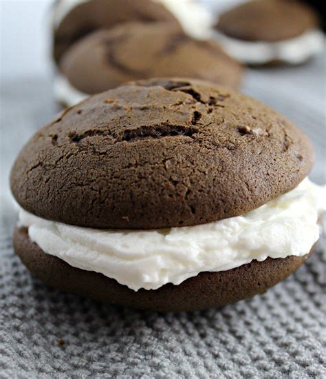 Chocolate Whoopie Pies With Cloud Like Icing So Delicious A Great Recipe That Everyone Will