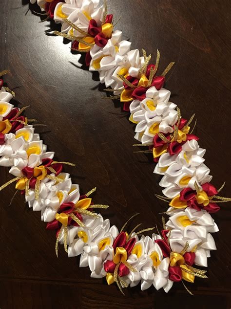 How To Make Blooming Pikake Jasmine Flower Hawaiian Ribbon Lei Diy