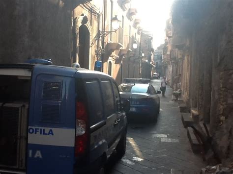 Blitz Anti Prostituzione A San Berillo Foto Live Sicilia