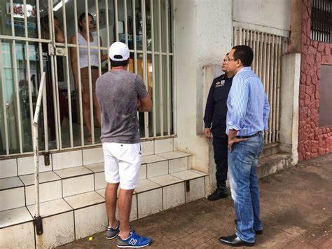 As Pessoas Veem Esses Moradores De Rua E N O Descem Para Esse Lado Da