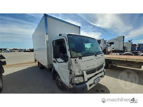 Buy Used Mitsubishi Fuso Canter Tray Truck In Listed On Machines U