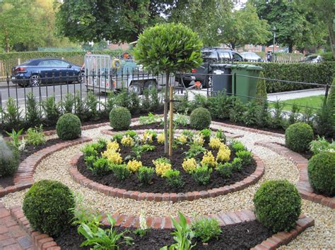 21 Roundabout Garden Ideas To Consider Sharonsable