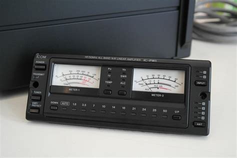 Icom IC-PW1 Linear Amplifier HF/50/MHZ 1KW AC200 We Ship