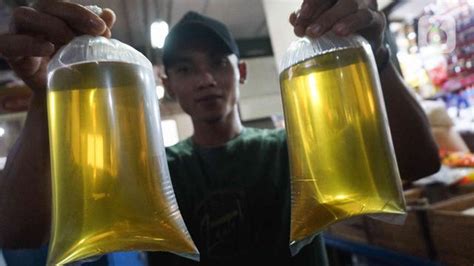 Tak Boleh Dikemas Kemendag Ciduk Botol Minyak Goreng Curah Di