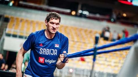 Mercato Ec Boban Marjanovic Ancora Senza Squadra Il Besiktas Ci Prova