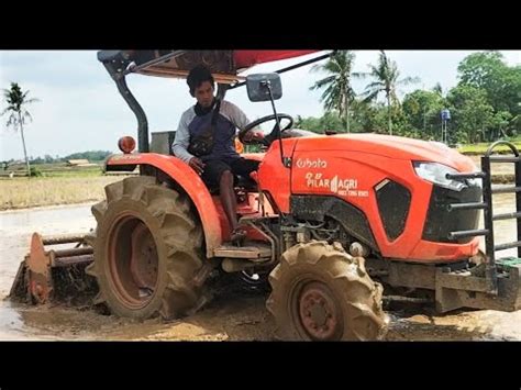 Traktor Sawah Besar Yanmar EF393T Bekerja Cepat Sekali Dalam Mengelolah