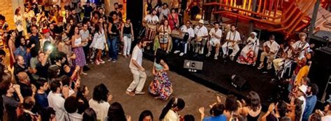 Samba De Roda O Que é Origem Dança Músicas Instrumentos Capoeira