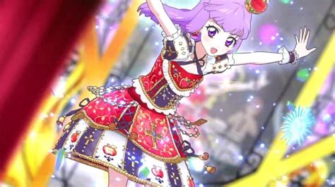 Ghim của Hanna Mills trên aikatsu trong 2024