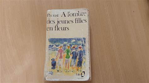 Une Lecture À Lombre Des Jeunes Filles En Fleurs Lindicateur Des