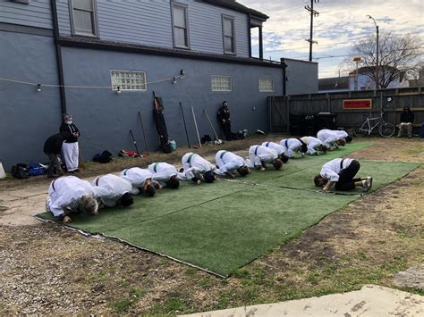 Bowing New Orleans Shaolin