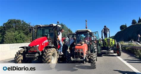 Los Agricultores Retoman Las Protestas Contra Los Acuerdos Comerciales