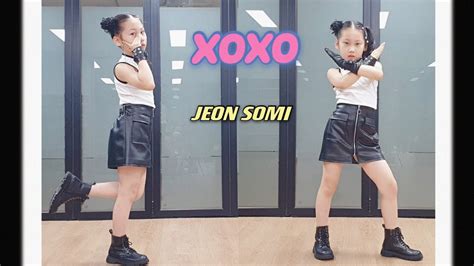 Xoxo Jeon Somi 전소미 혼자딴안무 토요일 댄스소녀 커버댄스 Cover Dance Xoxo Youtube