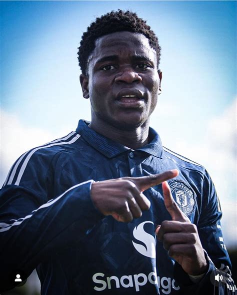 yr  twin brothers bassirou    man utd facebook