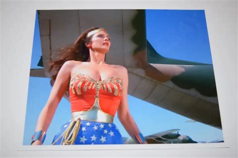 Lynda Carter Wonder Woman Pinup 8x10 Glossy Photo Busty Sexy Cleavage