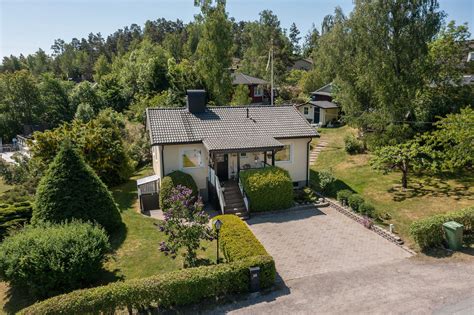 Kyn Sv Gen Huddinge Villa Boneo