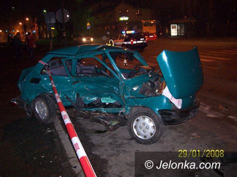 Potrącenie i śmiertelny wypadek na ulicy Wolności Jelonka