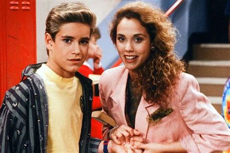 Saved By The Bell Co Stars Both Look Unrecognisable As They Reunite At