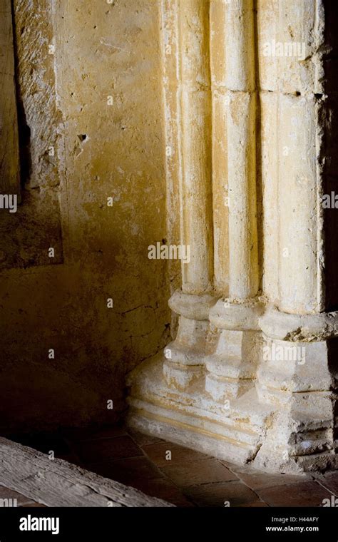 15th Century Columns High Resolution Stock Photography And Images Alamy