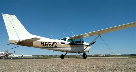 Cessna Skyhawk C172 Legacy Aviation