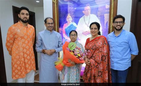 Mamata Banerjee Meets Uddhav Thackeray In Mumbai Says NDA May Not Last