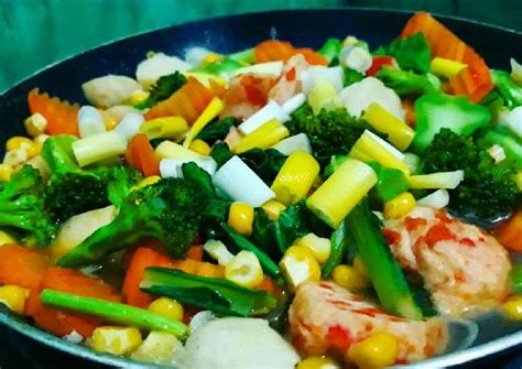 Resep Tumis Sayur Campur Bakso Oleh Kreasivinagoest Cookpad