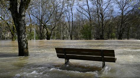 Crues Dans Le Calvados La Vigilance Orange Prolong E Pour La Journ E