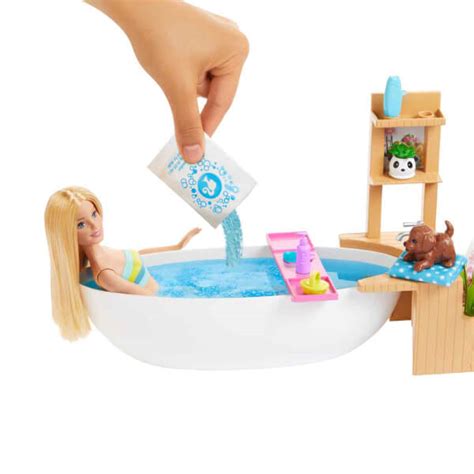 Barbie Wellness Barbienin Spa Günü Oyun Seti Gjn32