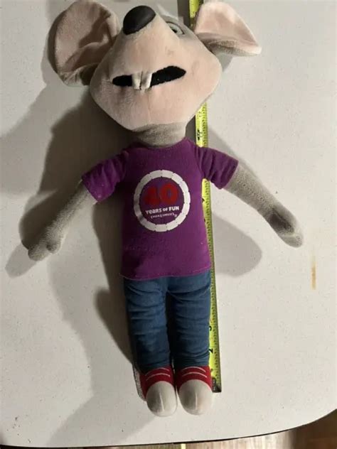 VINTAGE CHUCK E Cheese 17 Tall Plush 40th Anniversary Doll EUC 17 33