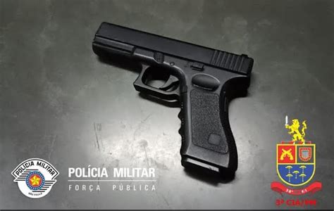 Polícia Militar de Porto Ferreira apreende menores simulacro de